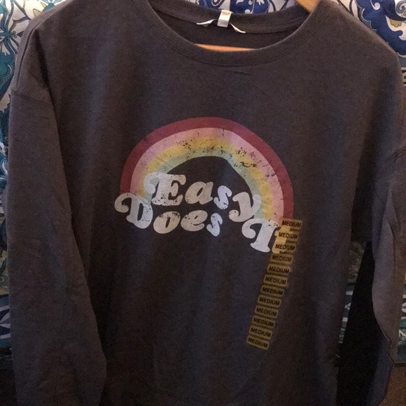 🚨B2G1 New WILDFOX Gray “Easy Does It” Sweat shirt - Picture 3 of 4